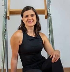 Diana Villalobos perfil - Doble Profesión: Fisioterapeuta y Pilates.